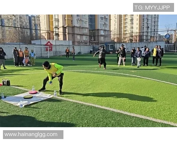 飞盘专题：深入解析深圳飞盘队的默契配合与战术运用